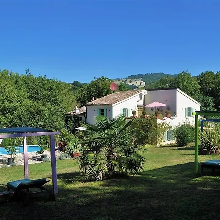 Casa Valrea Haus Am Fluss * بيرغولا
